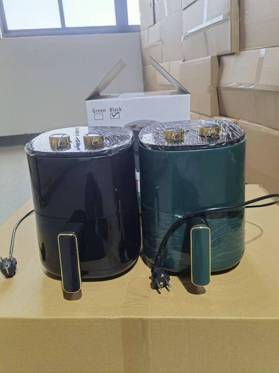 Junheng 4L Mechanical Air Fryer with manual temperature knobs